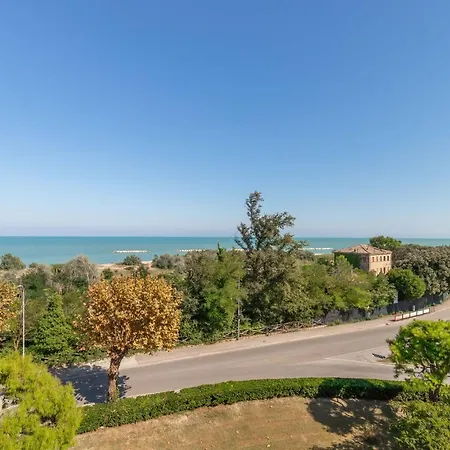 Italian Experience - Blumare Apartman *